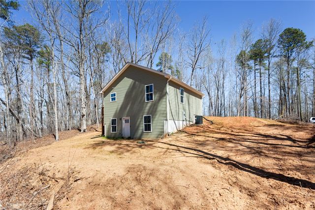 151 Nottingham Drive, Westminster, SC 29693