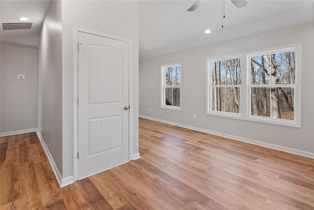 151 Nottingham Drive, Westminster, SC 29693