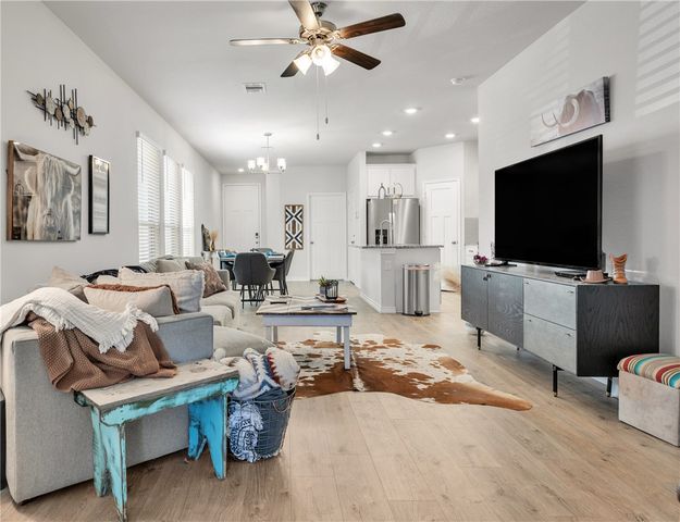 922 Toledo Bend Drive, College Station, TX 77845