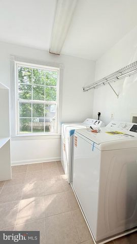 139 POLK DR, Manassas Park, VA 20111
