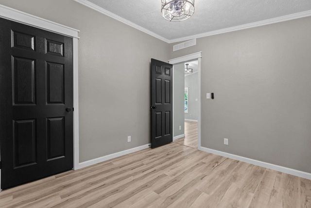 644 S MILL STREET, Hortonville, WI 54944