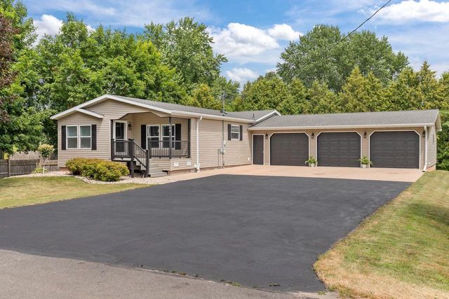 644 S MILL STREET, Hortonville, WI 54944