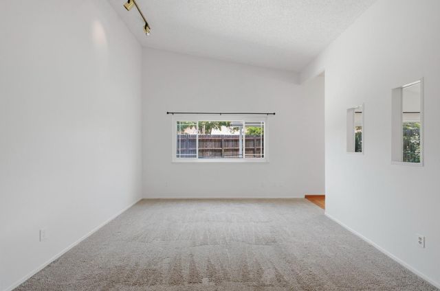 8308 Blayden Ct, Citrus Heights, CA 95610