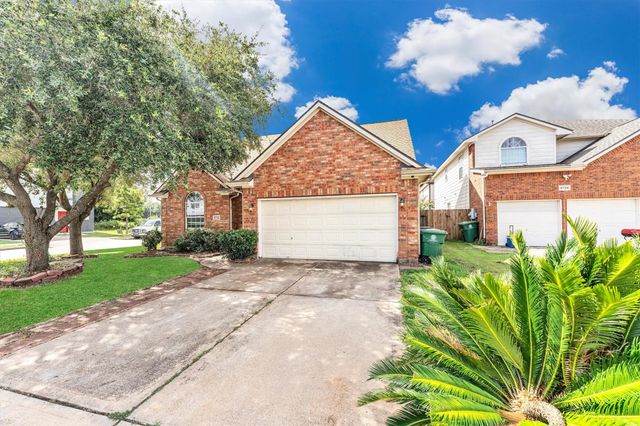 9742 E Jennifer Way Drive, Houston, TX 77075