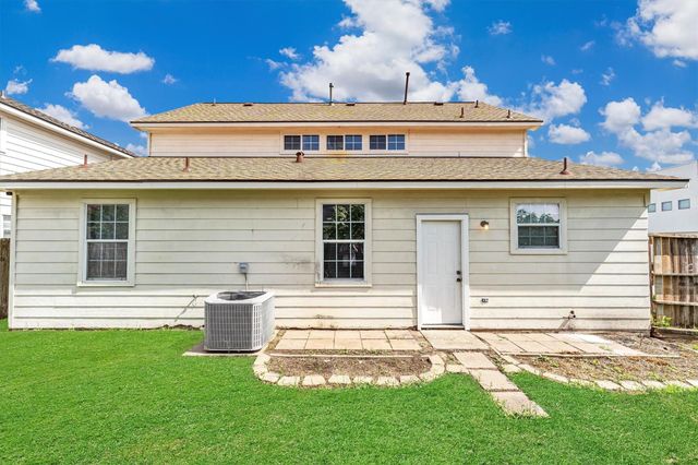 9742 E Jennifer Way Drive, Houston, TX 77075