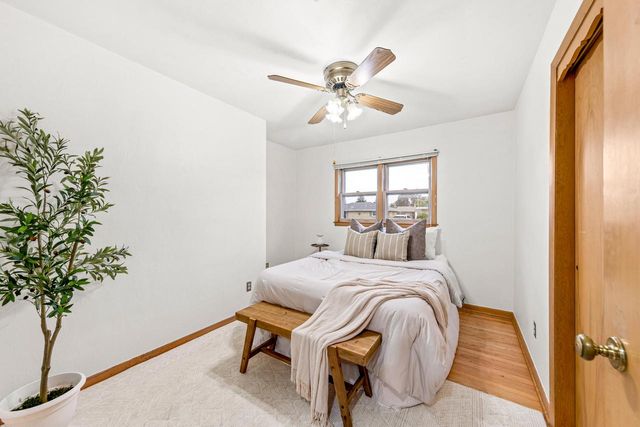 1020 Coronada DRIVE, Racine, WI 53402