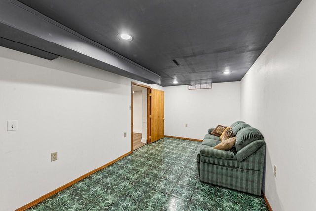1020 Coronada DRIVE, Racine, WI 53402