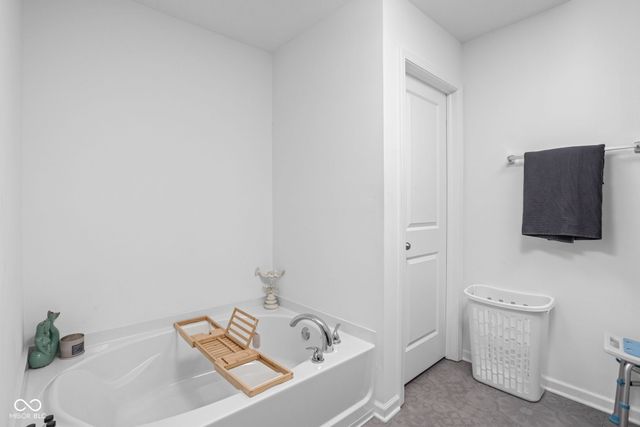 10234 Greenstone Lane, Indianapolis, IN 46229