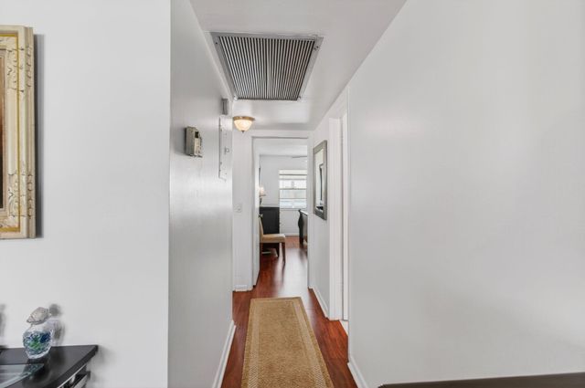 2035 Cornwall B, Boca Raton, FL 33434