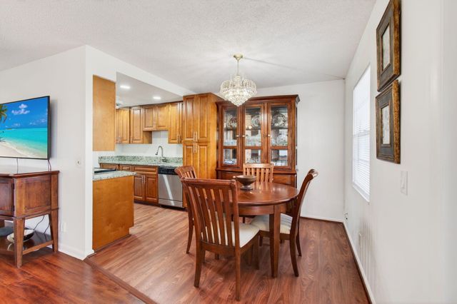 2035 Cornwall B, Boca Raton, FL 33434