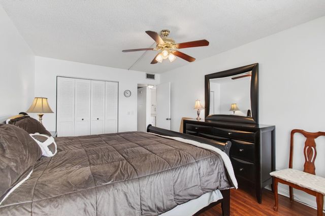 2035 Cornwall B, Boca Raton, FL 33434