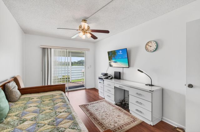 2035 Cornwall B, Boca Raton, FL 33434