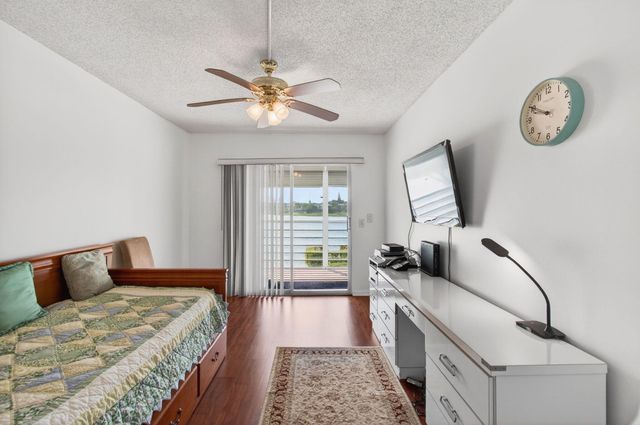 2035 Cornwall B, Boca Raton, FL 33434