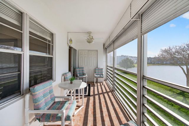 2035 Cornwall B, Boca Raton, FL 33434