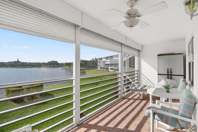 2035 Cornwall B, Boca Raton, FL 33434