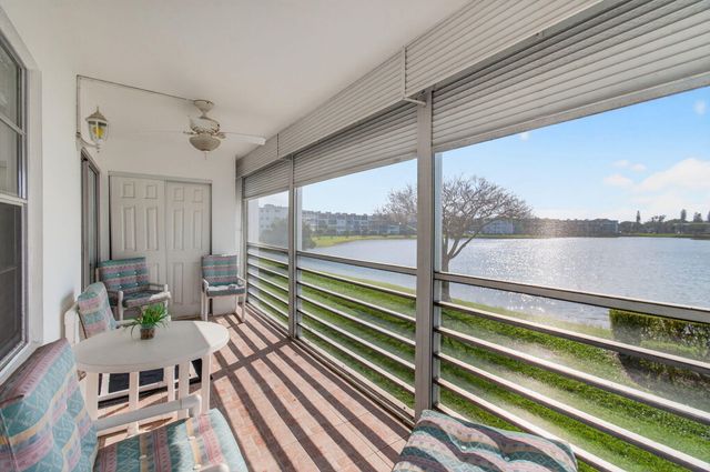 2035 Cornwall B, Boca Raton, FL 33434