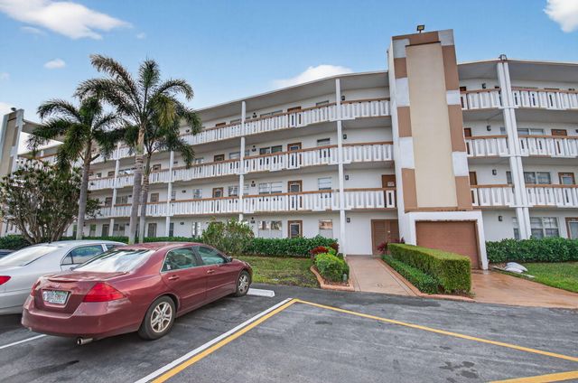 2035 Cornwall B, Boca Raton, FL 33434