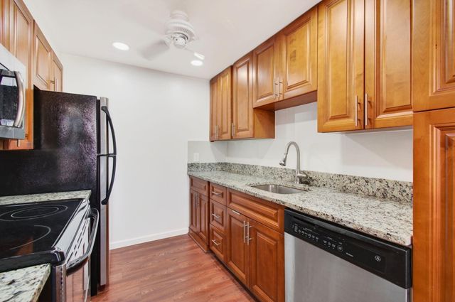 2035 Cornwall B, Boca Raton, FL 33434