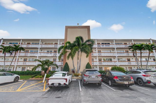 2035 Cornwall B, Boca Raton, FL 33434