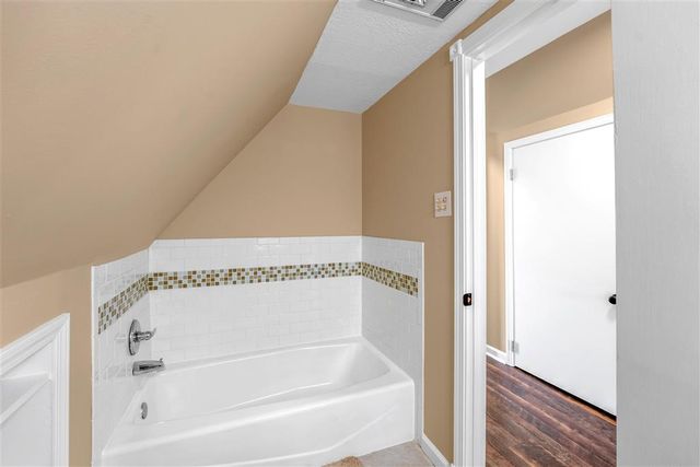 64 W Beech St Street, Sulphur, LA 70663