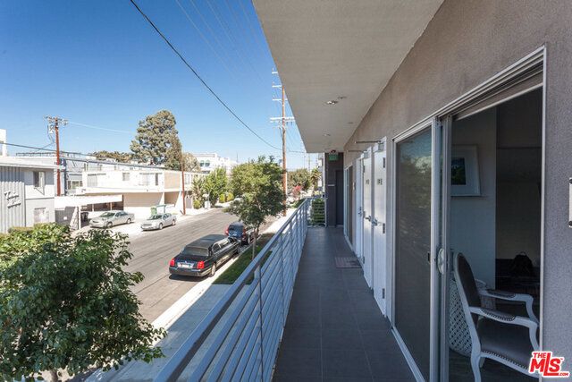 11776 IDAHO Avenue 401, Los Angeles, CA 90025