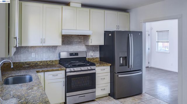 1601 79th avenue, Oakland, CA 94621
