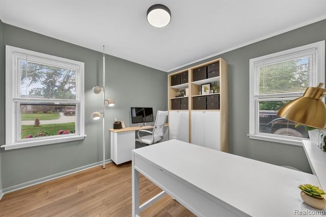 32326 Florence Street, Garden City, MI 48135
