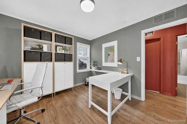 32326 Florence Street, Garden City, MI 48135