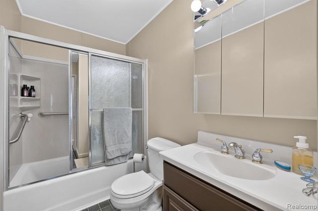 32326 Florence Street, Garden City, MI 48135