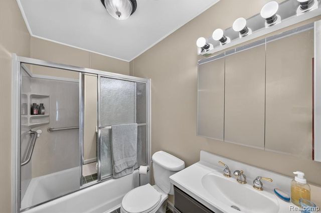 32326 Florence Street, Garden City, MI 48135