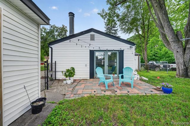 32326 Florence Street, Garden City, MI 48135