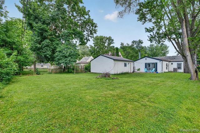 32326 Florence Street, Garden City, MI 48135