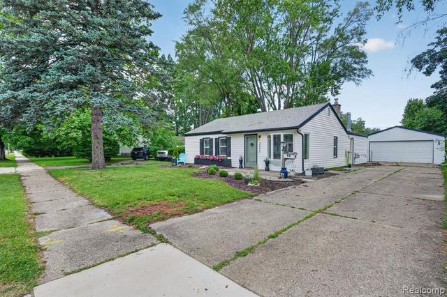 32326 Florence Street, Garden City, MI 48135