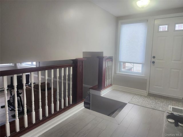 244 Martin Drive, Syosset, NY 11791