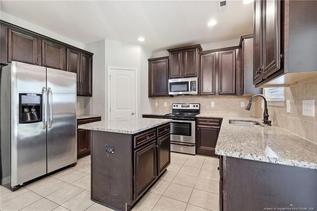 339 Regimental Drive, Cameron, NC 28326