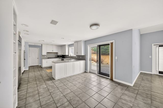 84 White Birch Way, Barnstable, MA 02668