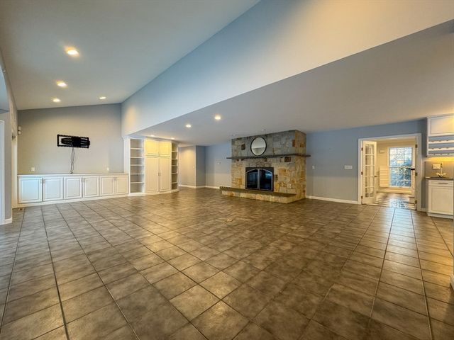 84 White Birch Way, Barnstable, MA 02668