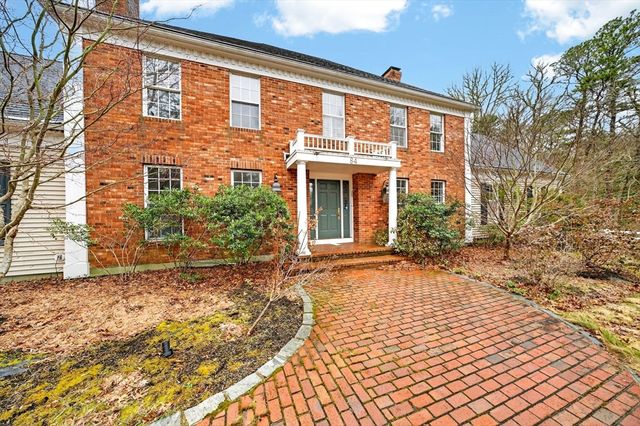 84 White Birch Way, Barnstable, MA 02668