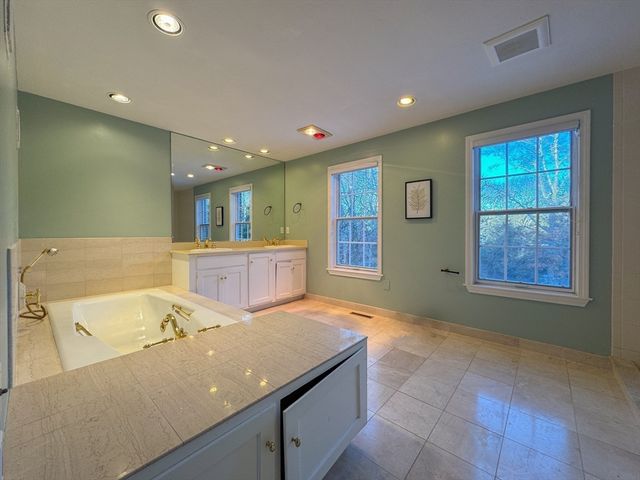 84 White Birch Way, Barnstable, MA 02668