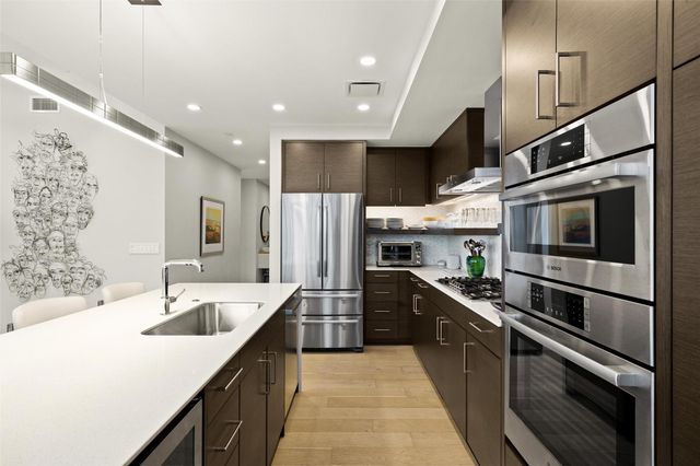 301 West Ave 3605, Austin, TX 78701