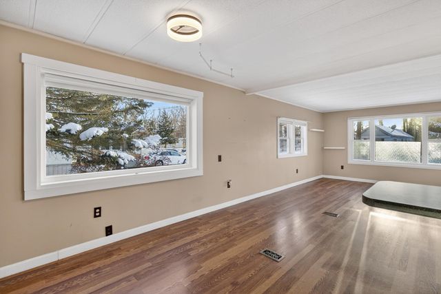 28 Stevens Drive, Concord, NH 03301