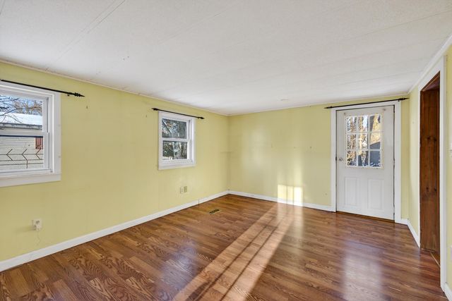 28 Stevens Drive, Concord, NH 03301