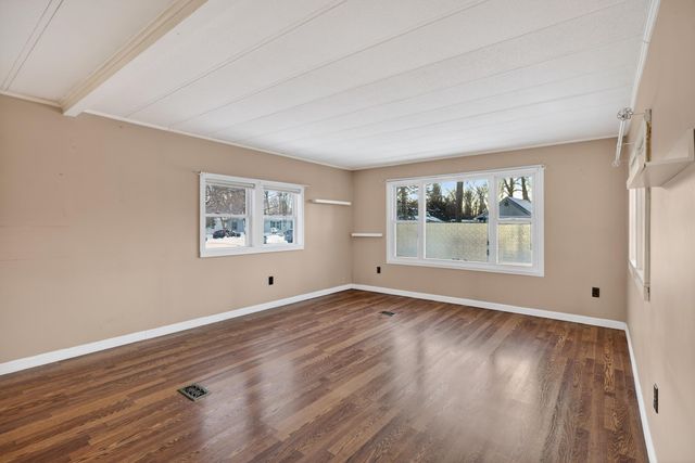 28 Stevens Drive, Concord, NH 03301