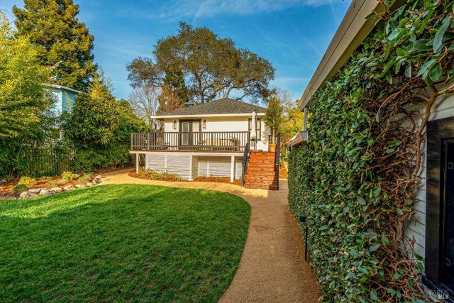 2019 Brown St, Napa, CA 94559