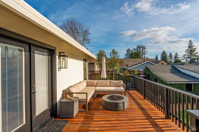 2019 Brown St, Napa, CA 94559