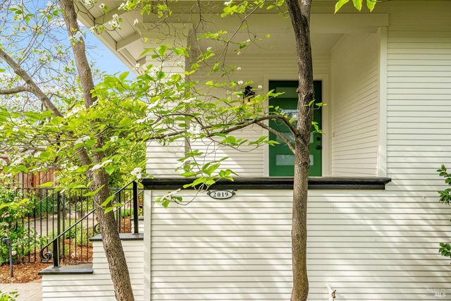 2019 Brown St, Napa, CA 94559