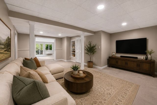 207 Bigelow St, Marlborough, MA 01752