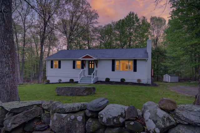 207 Bigelow St, Marlborough, MA 01752
