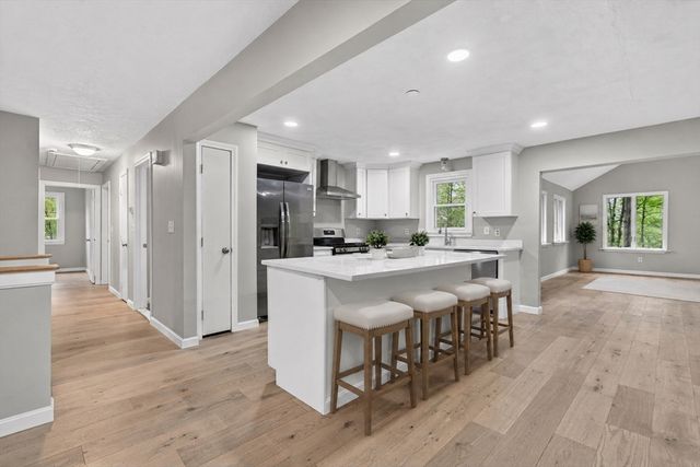 207 Bigelow St, Marlborough, MA 01752