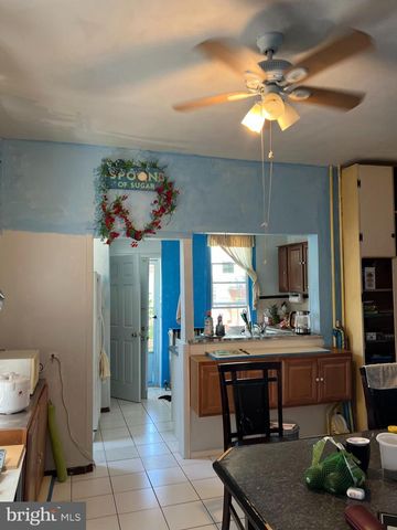 5428 N LAWRENCE ST, Philadelphia, PA 19120
